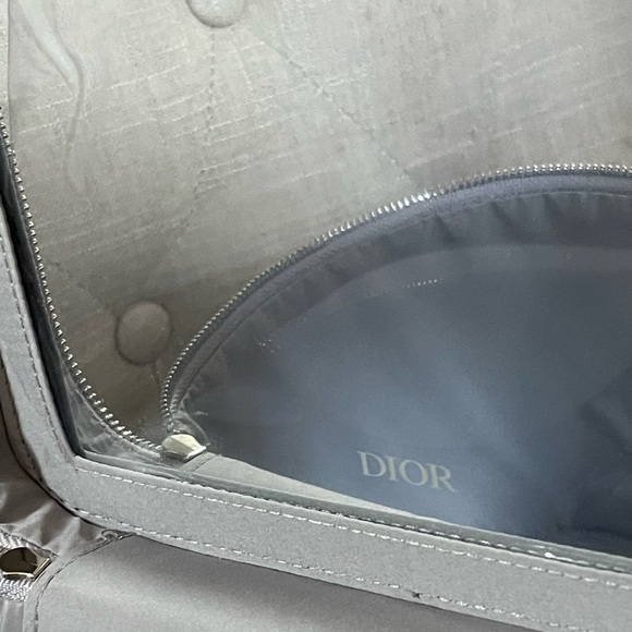 DIOR Beauty Vanity Case With Mirror Around The World Motif 2024 Loyalty … - Picture 15 of 15